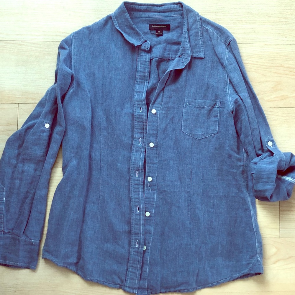 BANANA REPUBLIC Blue Linen Button Down